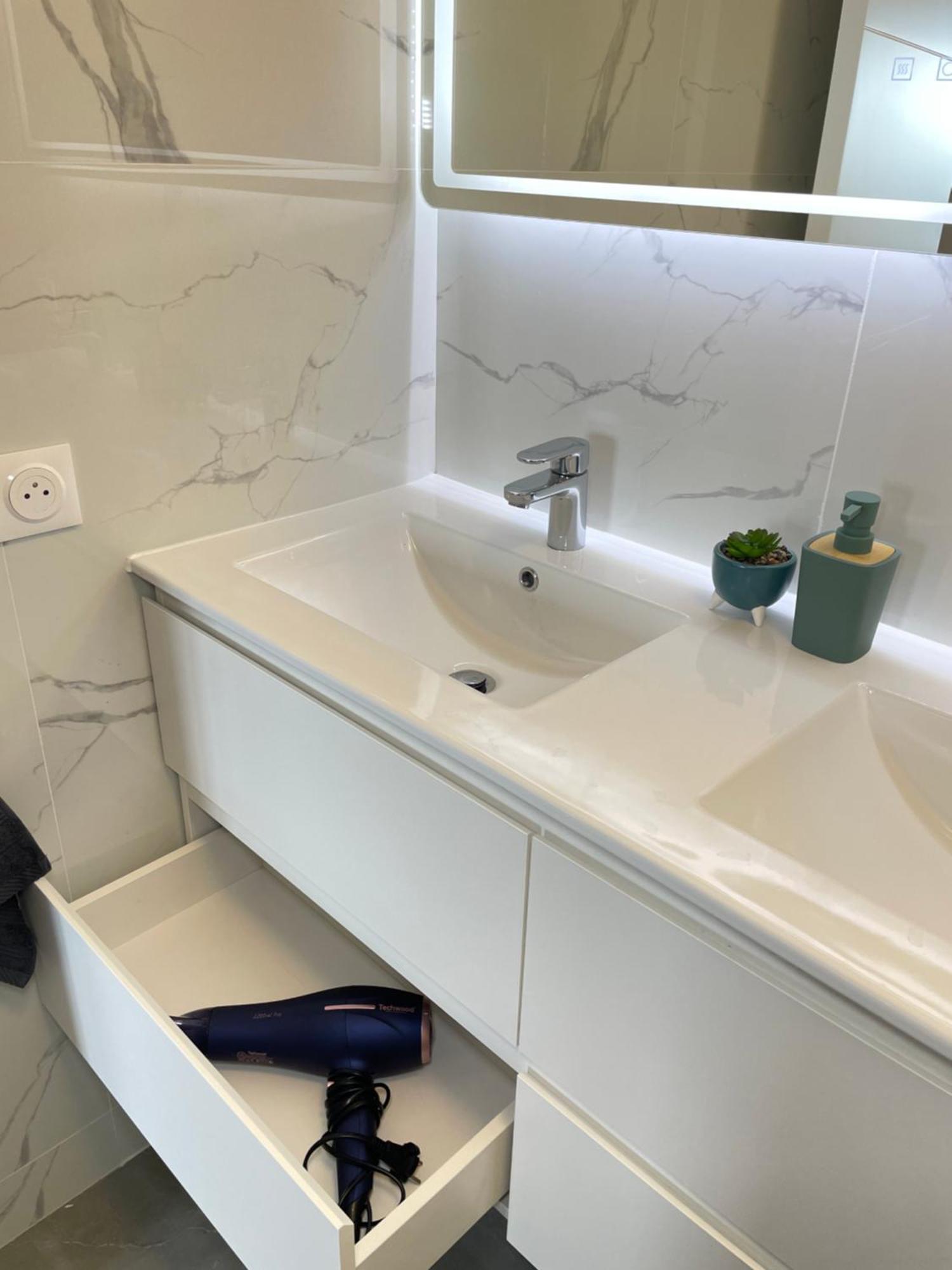 Paris Pantin Magnifique Appartement 4 Pieces De 108M2 Avec 2 Parking Interieur - Tres Cosy Pour 1 A 12 Personnes - Entierement Refait A Neuf Entire Apartment Luxurious And Warm - Pantin Paris 19 Eme Free Wifi Gratuit Luaran gambar