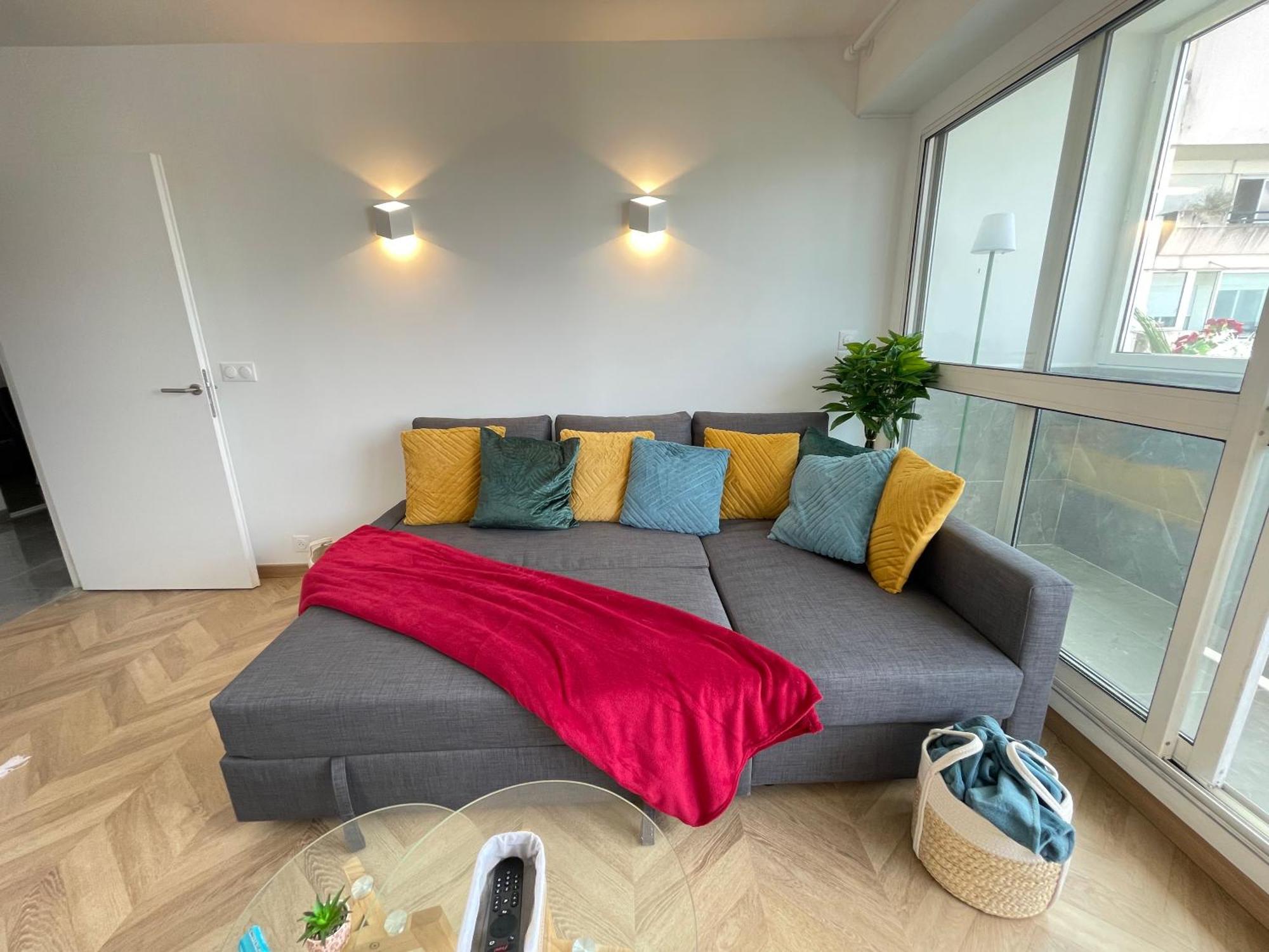 Paris Pantin Magnifique Appartement 4 Pieces De 108M2 Avec 2 Parking Interieur - Tres Cosy Pour 1 A 12 Personnes - Entierement Refait A Neuf Entire Apartment Luxurious And Warm - Pantin Paris 19 Eme Free Wifi Gratuit Luaran gambar
