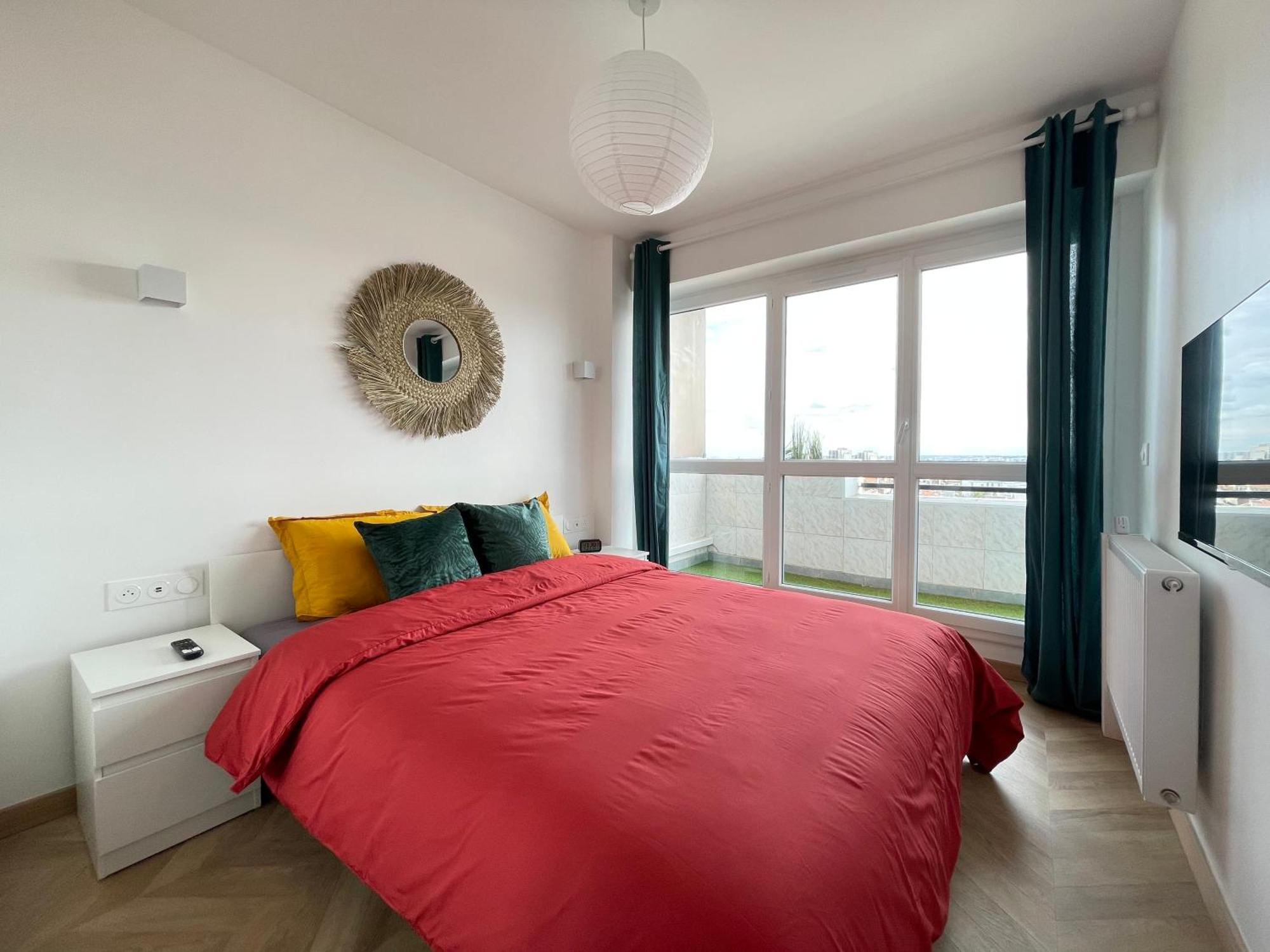Paris Pantin Magnifique Appartement 4 Pieces De 108M2 Avec 2 Parking Interieur - Tres Cosy Pour 1 A 12 Personnes - Entierement Refait A Neuf Entire Apartment Luxurious And Warm - Pantin Paris 19 Eme Free Wifi Gratuit Luaran gambar